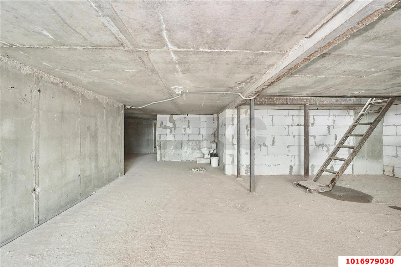 Фото №15: Пентхаус 417 м² - Краснодар, Прикубанский внутригородской округ, Солнечный, мкр. Фестивальный, ул. Яна Полуяна, 51/1