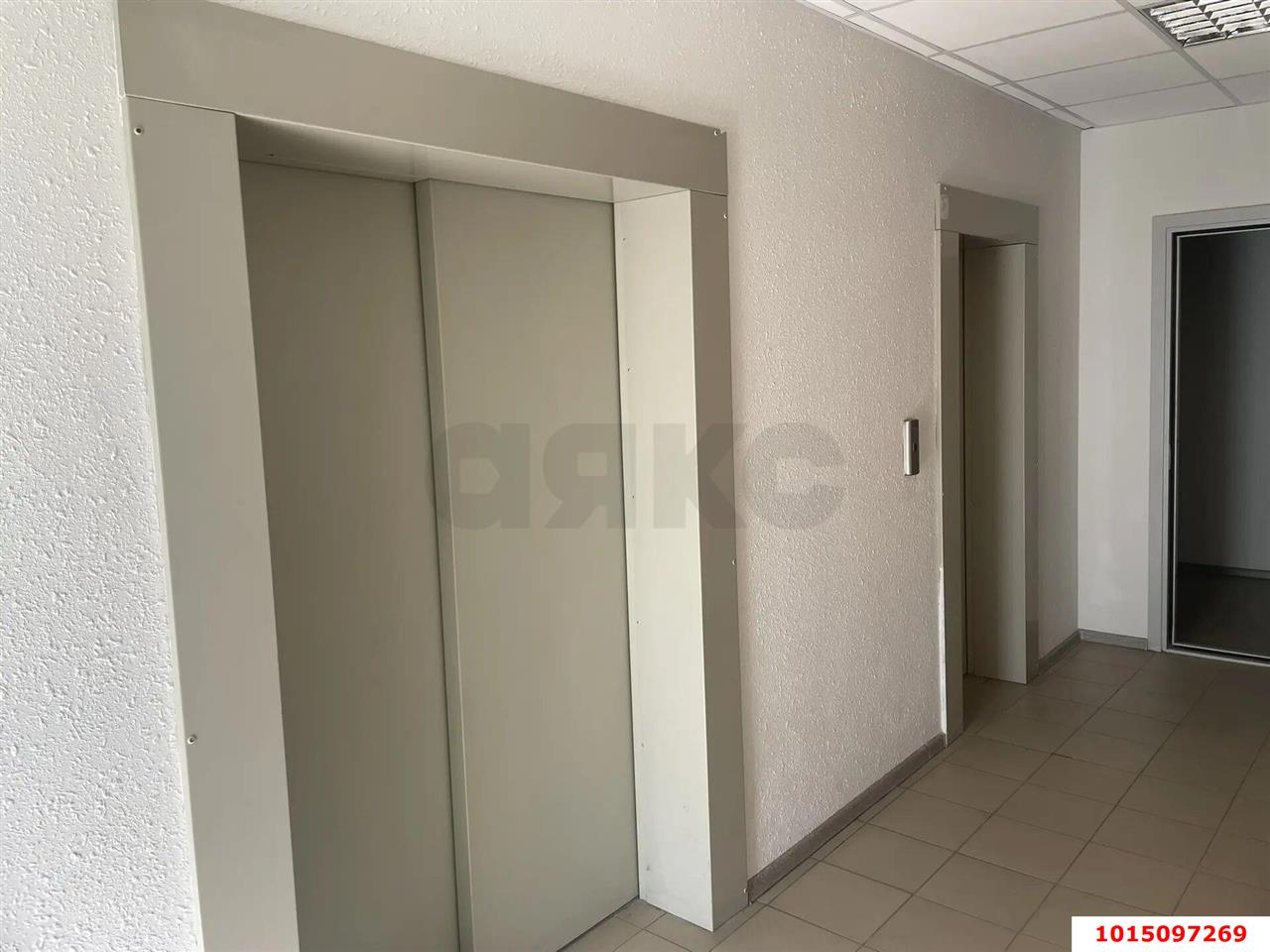 Фото №8: 2-комнатная квартира 58 м² - Краснодар, Карасунский внутригородской округ, мкр. Комсомольский, ул. Уральская, 166/2