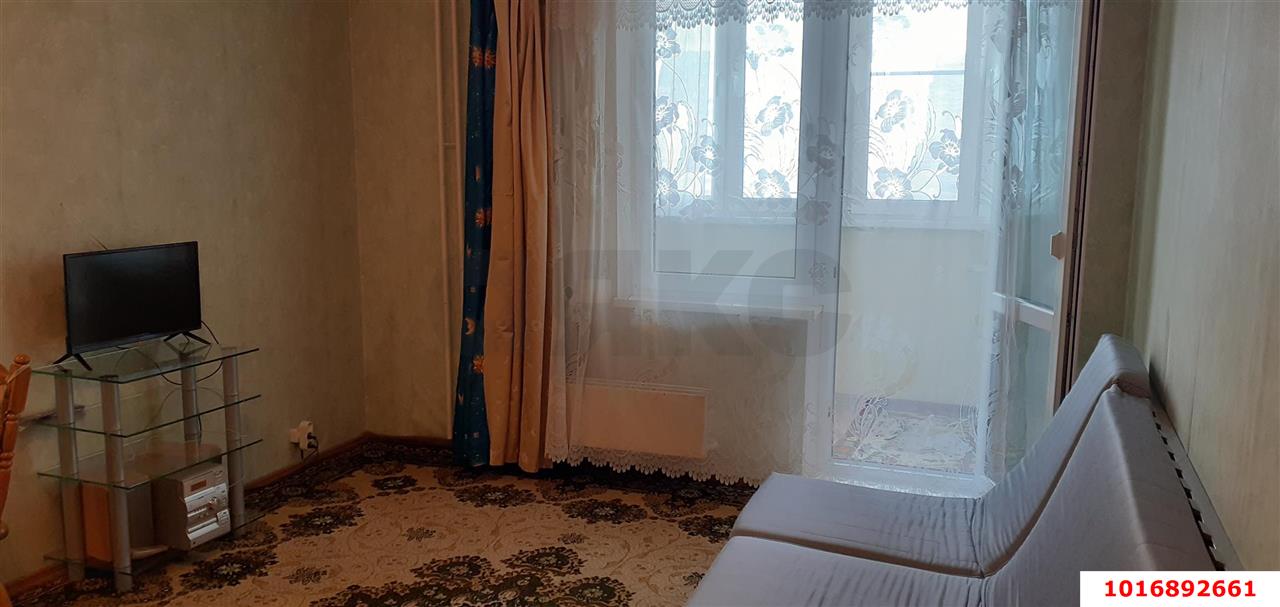 Фото №2: 3-комнатная квартира 91 м² - Краснодар, Прикубанский внутригородской округ, мкр. Завод Измерительных Приборов, ул. имени 40-летия Победы, 33/11