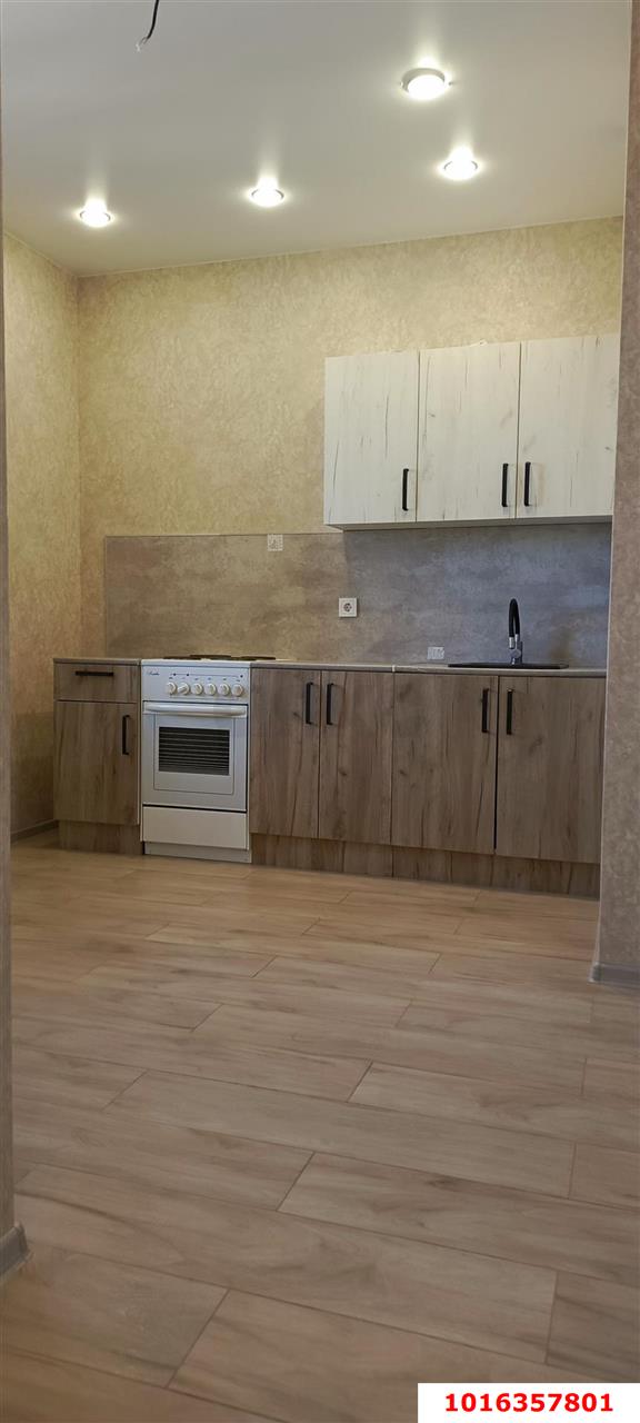 Фото №3: 2-комнатная квартира 40 м² - Краснодар, Светлоград, Славянский, мкр. Прикубанский внутригородской округ, ул. Красных Партизан, 1/4к16