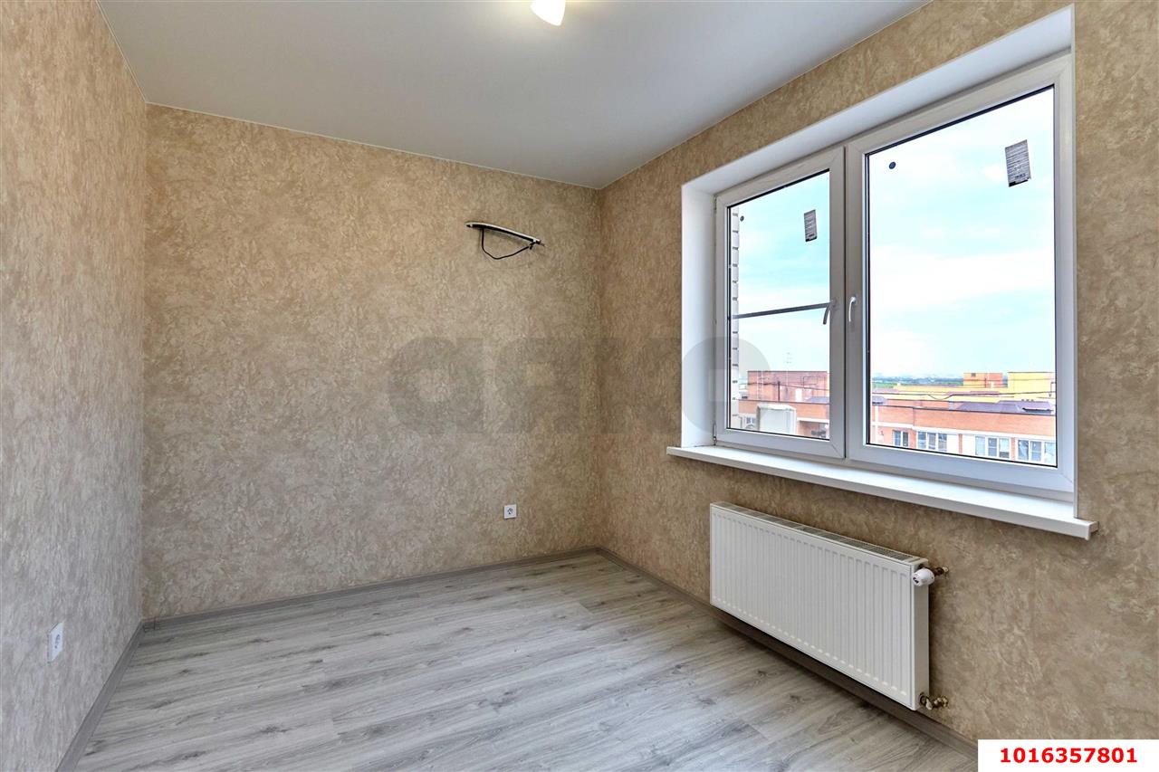 Фото №3: 2-комнатная квартира <span class="whitespace-nowrap">40 м²</span>, <span class="whitespace-nowrap">11/19 эт.</span> - Краснодар, Прикубанский внутригородской округ, Славянский, мкр. Светлоград, ул. Красных Партизан, 1/4к16