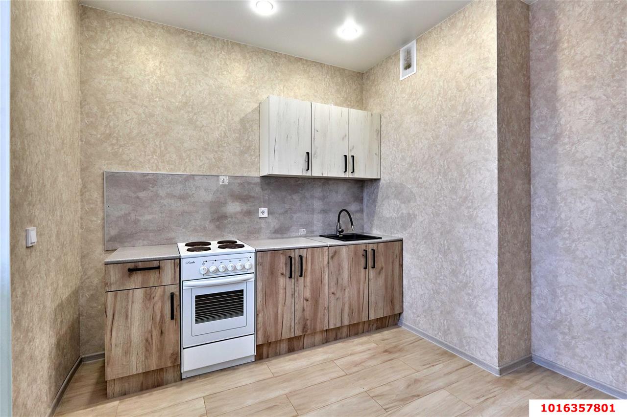 Фото №5: 2-комнатная квартира <span class="whitespace-nowrap">40 м²</span>, <span class="whitespace-nowrap">11/19 эт.</span> - Краснодар, Прикубанский внутригородской округ, Славянский, мкр. Светлоград, ул. Красных Партизан, 1/4к16