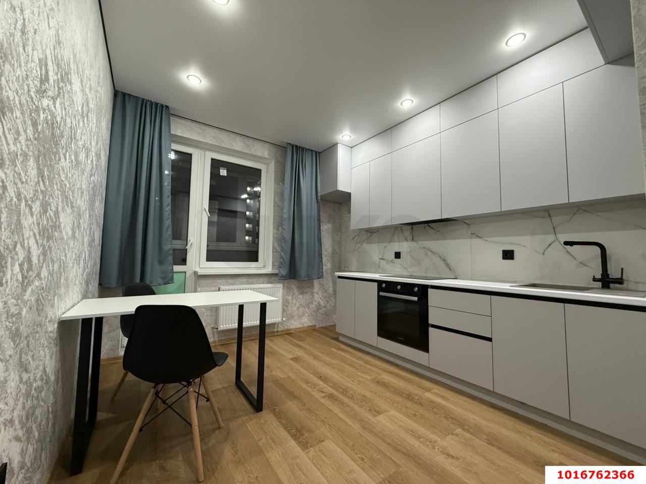 Фото №1: 1-комнатная квартира 35 м² - Краснодар, ЖК Славянка, Прикубанский внутригородской округ, жилой комплекс Славянка, мкр. Славянский, ул. Заполярная, 39к9