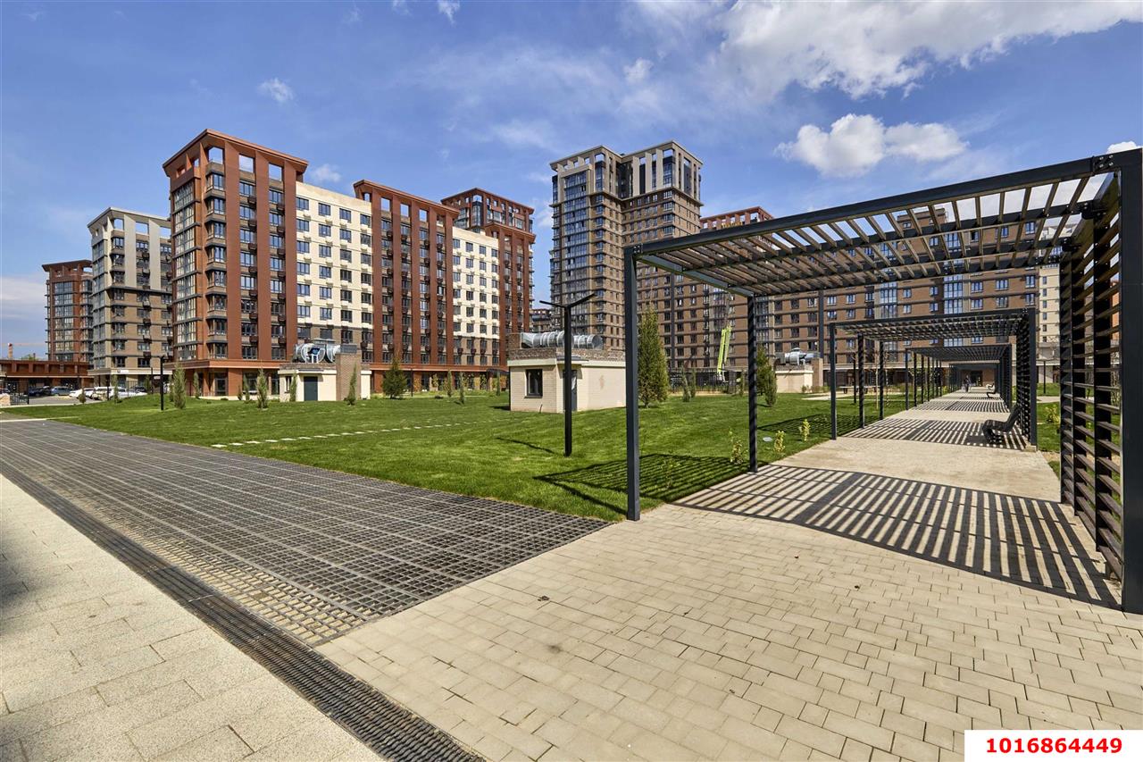 Фото №3: 2-комнатная квартира 72 м² - Краснодар, Прикубанский внутригородской округ, мкр. Парк Победы, ул. имени Героя Ростовского, 16к5