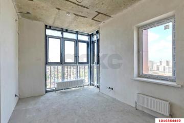 Фото №1: 2-комнатная квартира <span class="whitespace-nowrap">72 м²</span>, <span class="whitespace-nowrap">17/18 эт.</span> - Краснодар, мкр. Парк Победы, ул. имени Героя Ростовского, 16к1