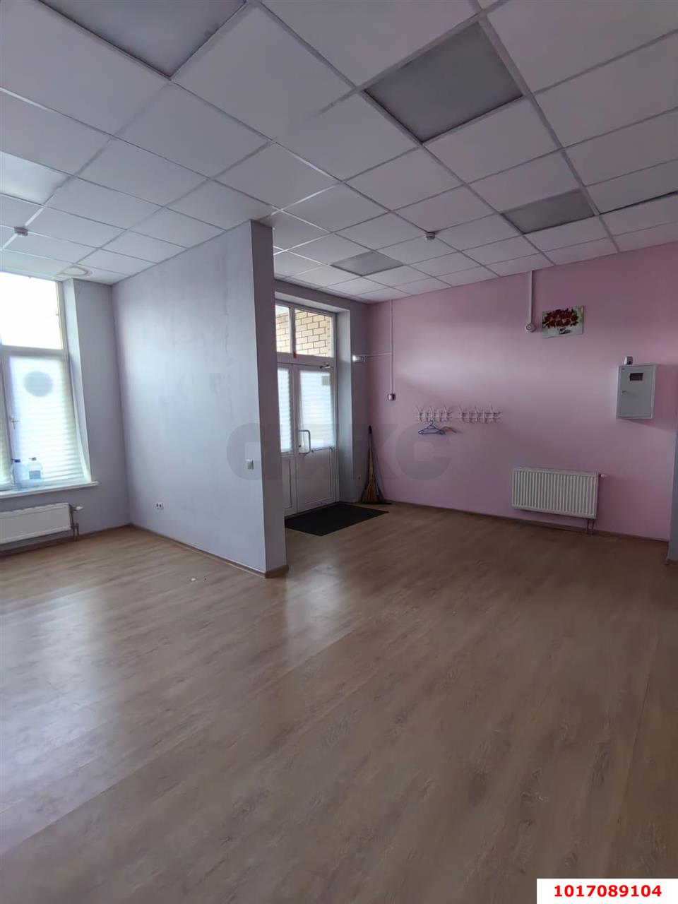 Фото №2: Офисное помещение 67 м² - Краснодар, Прикубанский внутригородской округ, мкр. жилой комплекс Спортивная Деревня, ул. Западный Обход, 42к2