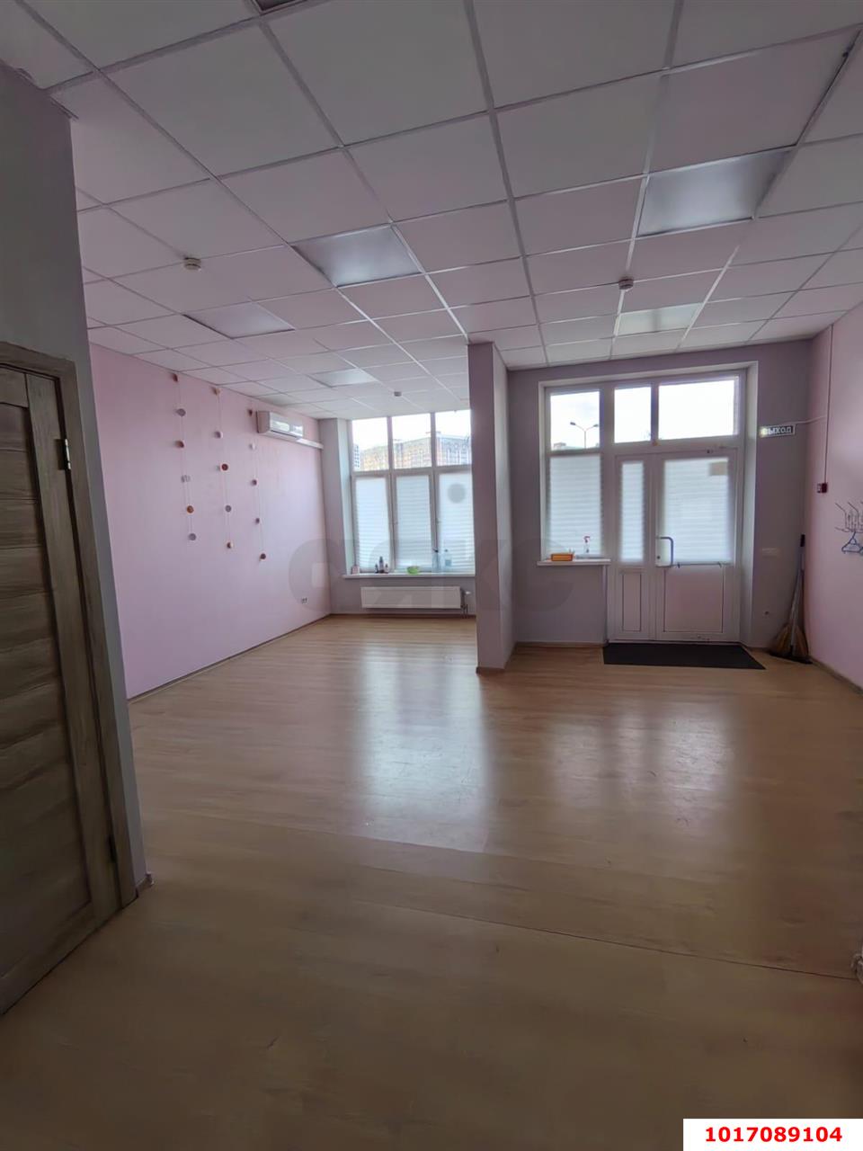 Фото №4: Офисное помещение 67 м² - Краснодар, Прикубанский внутригородской округ, мкр. жилой комплекс Спортивная Деревня, ул. Западный Обход, 42к2