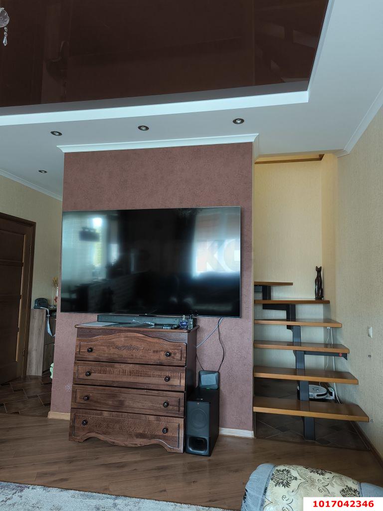 Фото №1: 4-комнатная квартира 98 м² - Краснодар, Прикубанский внутригородской округ, Калинино, мкр. Завод Радиоизмерительных Приборов, ул. Яснополянская, 4/2