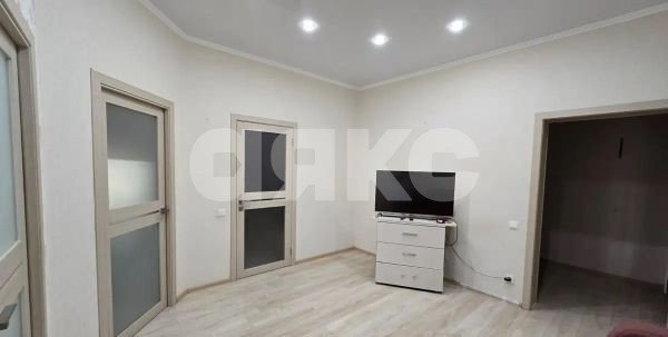 Фото №2: 2-комнатная квартира 53 м² - Геленджик, ул. Савицкого, 11А