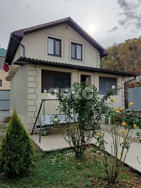 Фото №3: Дача 67 м² + 3.5 сот. - Геленджик, мкр. Голубая Бухта, ул. Дмитрия Сабинина