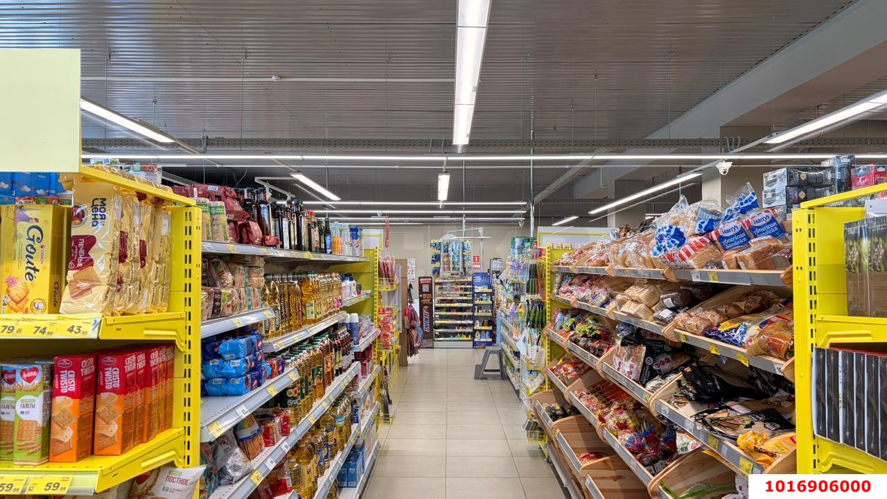 Фото №19: Торговое помещение 1141 м² - Новоминская