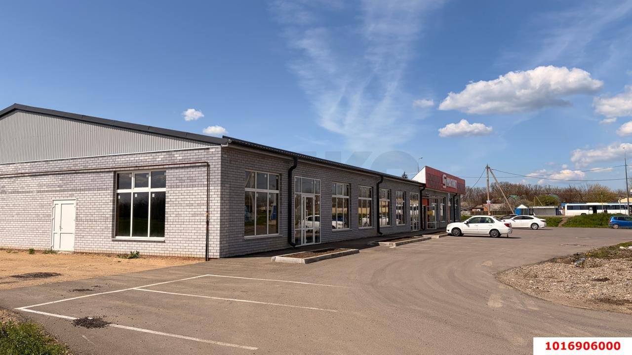 Фото №11: Торговое помещение 1141 м² - Новоминская