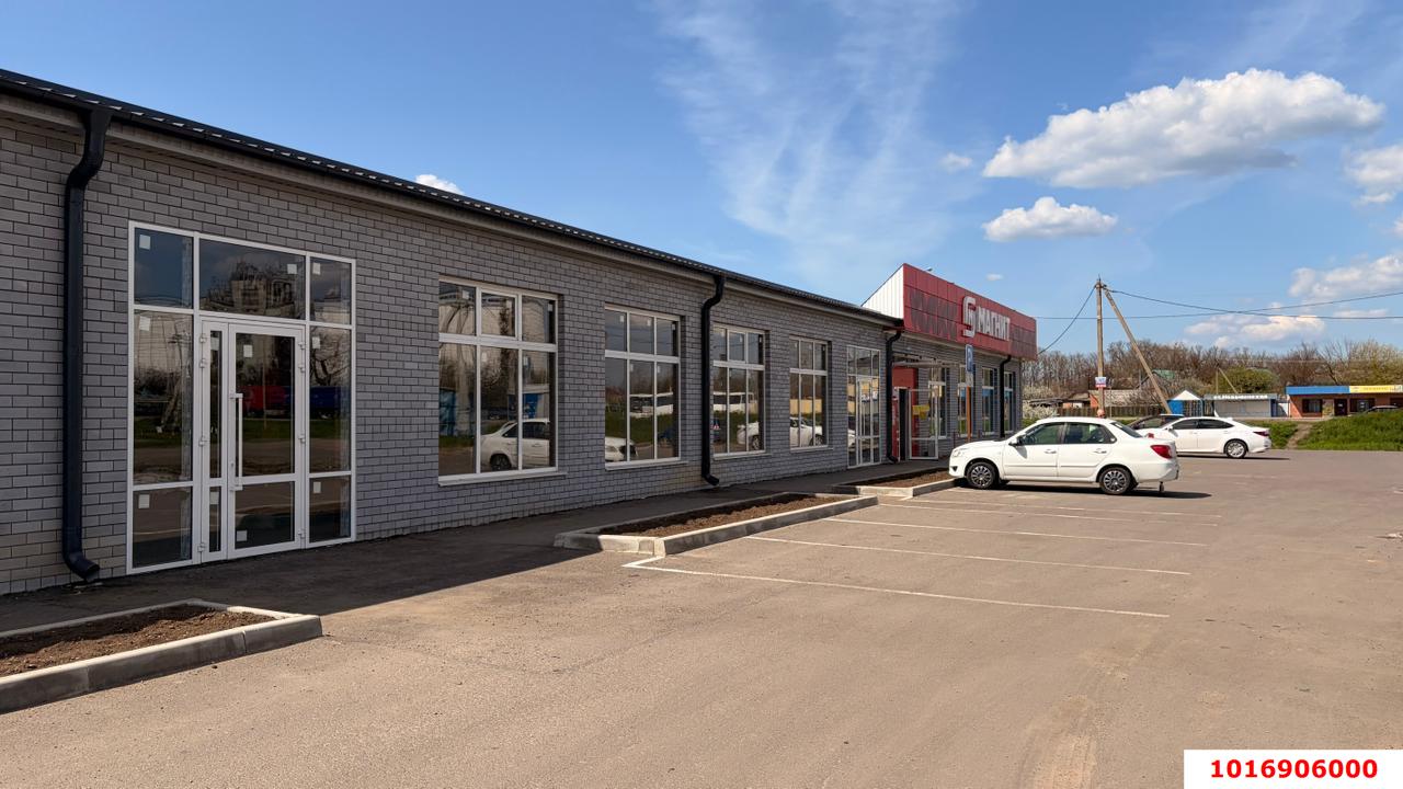 Фото №12: Торговое помещение 1141 м² - Новоминская