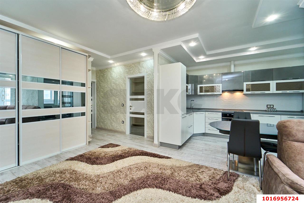 Фото №4: 3-комнатная квартира 72 м² - Краснодар, Прикубанский внутригородской округ, Завод Измерительных Приборов, мкр. ЖК Москва, ул. Российская, 79/3к1