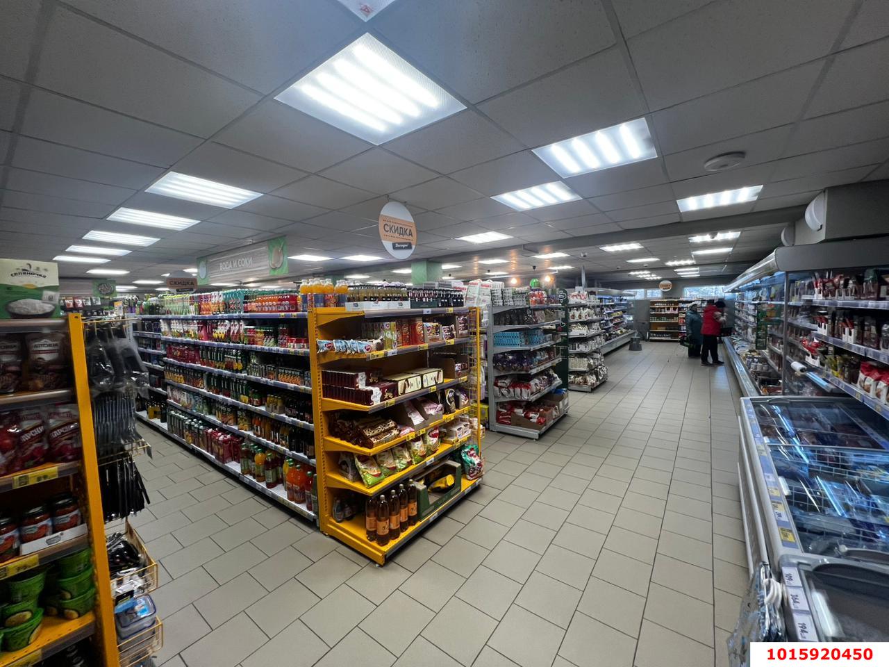 Фото №9: Торговое помещение 660 м² - Краснодар, Западный внутригородской округ, мкр. Юбилейный, ул. 70-летия Октября, 20/3