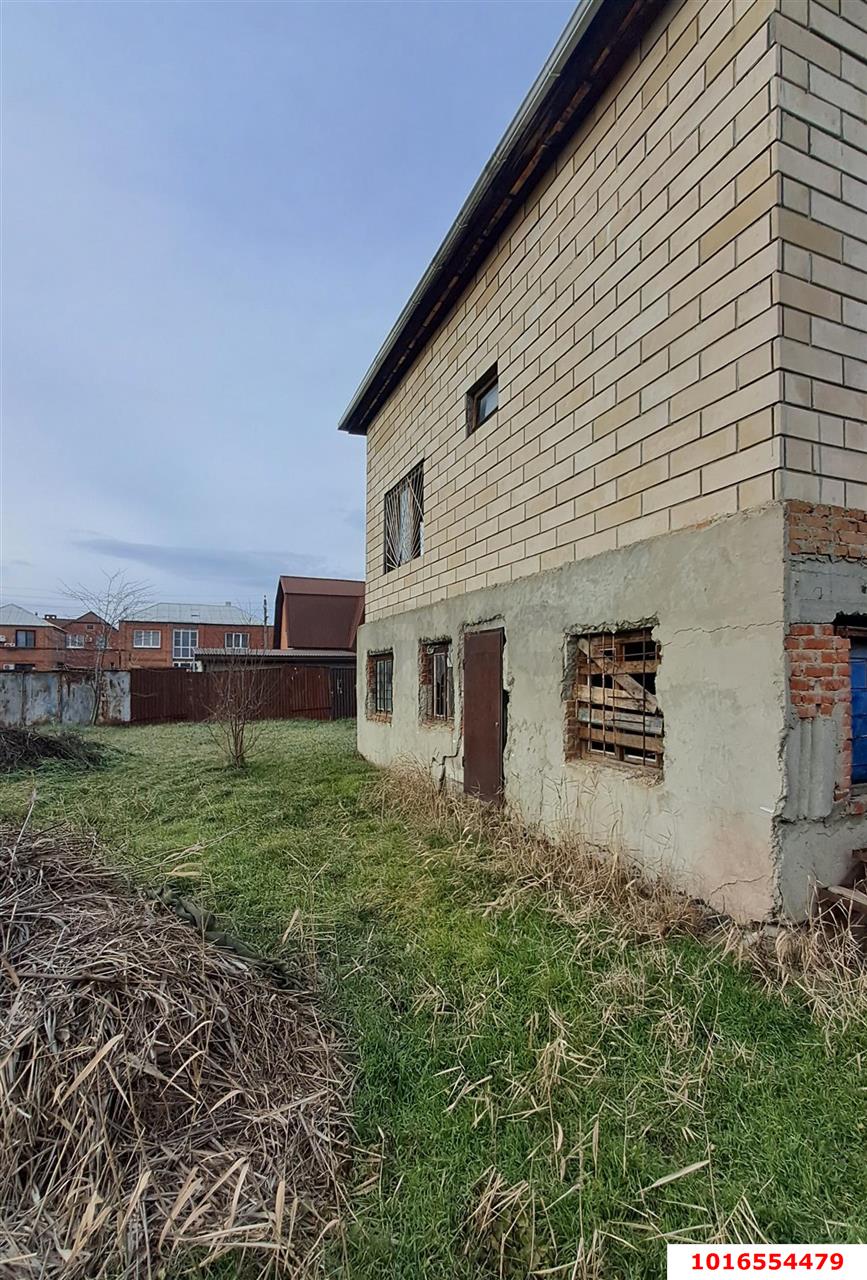 Фото №2: Дом 309 м² + 6.71 сот. - Краснодар, Прикубанский внутригородской округ, Калинино, мкр. Завод Радиоизмерительных Приборов, ул. 1 Мая, 611/3