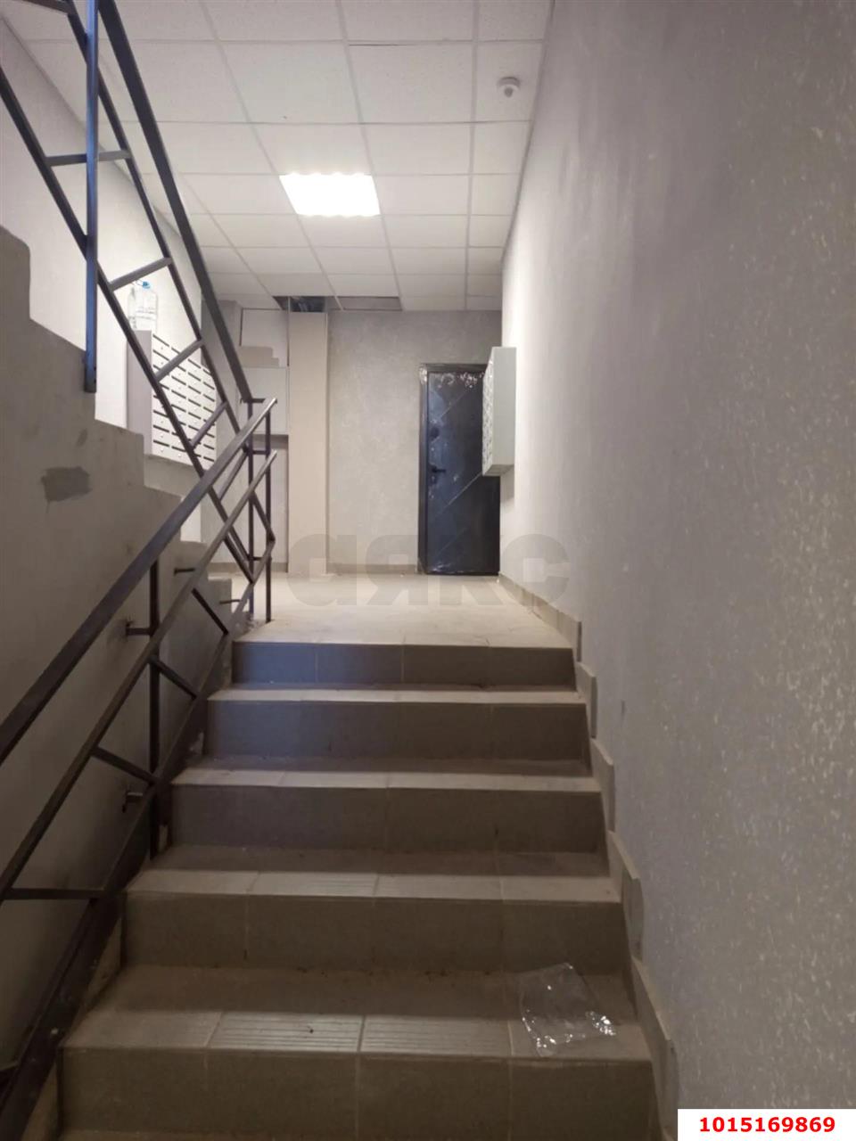 Фото №3: 2-комнатная квартира <span class="whitespace-nowrap">70 м²</span>, <span class="whitespace-nowrap">2/5 эт.</span> - Российский, мкр. Прикубанский внутригородской округ, ул. Ратной Славы, 46