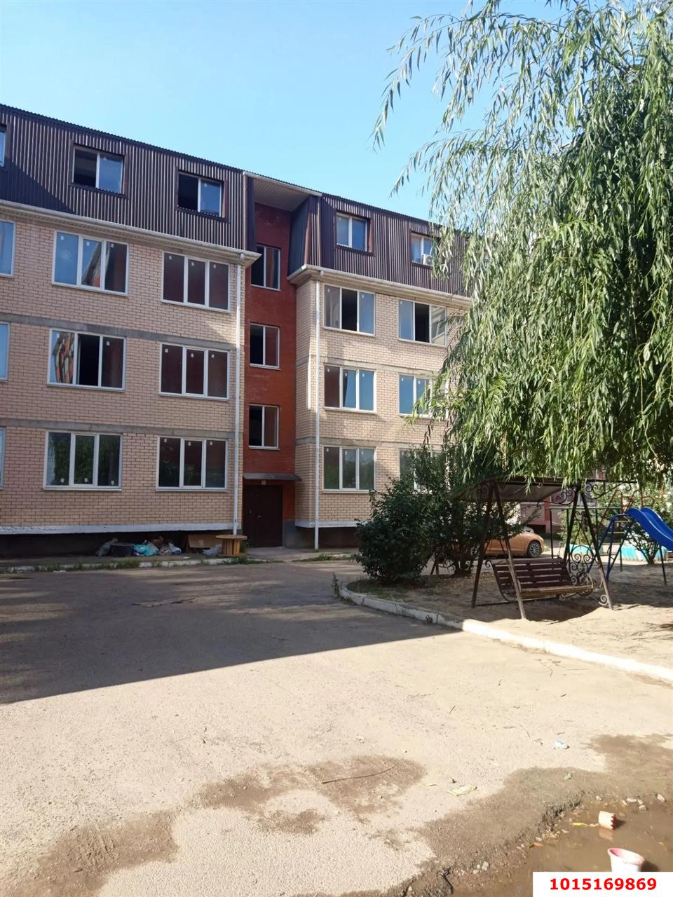 Фото №2: 2-комнатная квартира <span class="whitespace-nowrap">70 м²</span>, <span class="whitespace-nowrap">2/5 эт.</span> - Российский, мкр. Прикубанский внутригородской округ, ул. Ратной Славы, 46