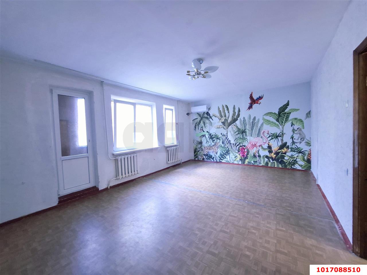 Фото №6: 3-комнатная квартира <span class="whitespace-nowrap">80 м²</span>, <span class="whitespace-nowrap">2/10 эт.</span> - Краснодар, Западный внутригородской округ, мкр. Юбилейный, пр-кт Чекистов, 28