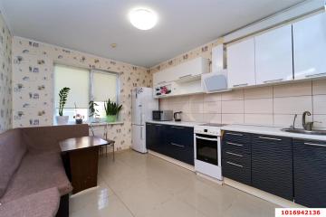 Фото №1: 3-комнатная квартира 70 м² - Краснодар, мкр. Юбилейный, ул. Генерала Шифрина, 7