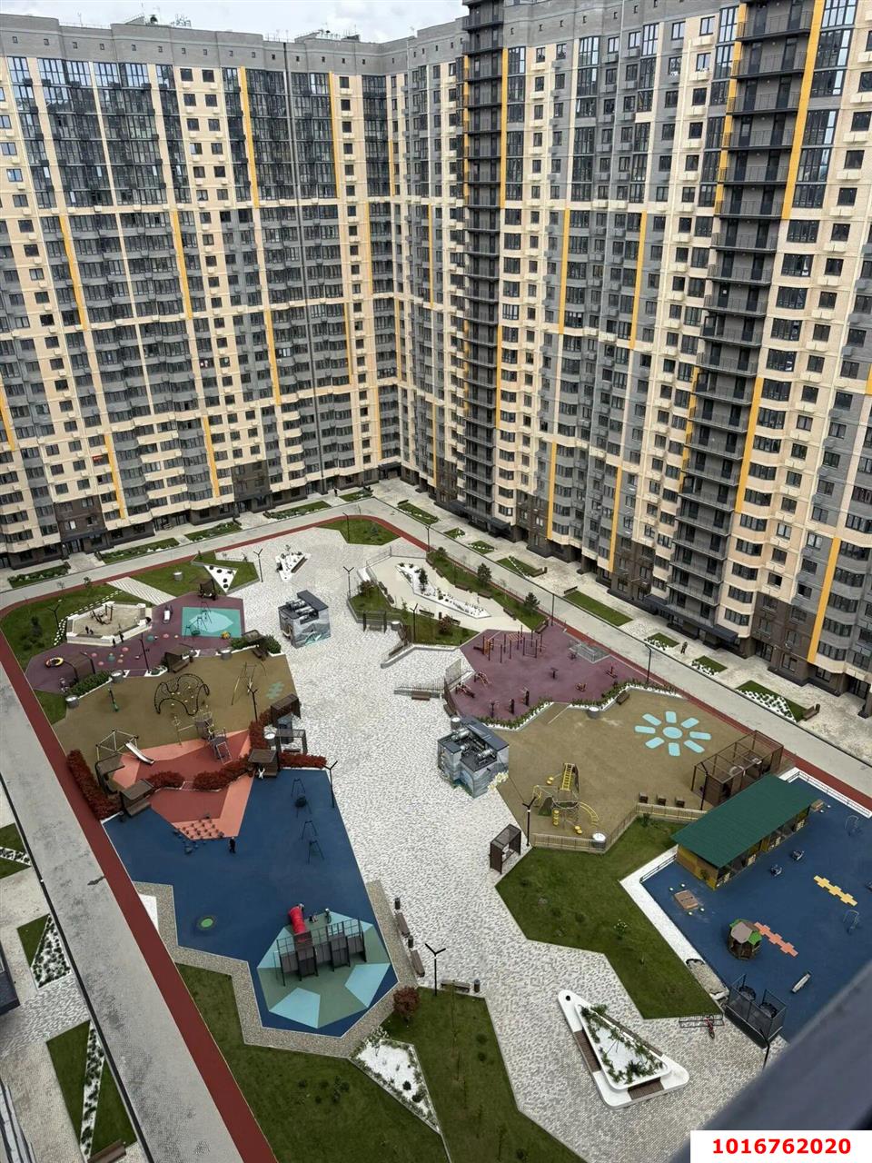 Фото №2: 3-комнатная квартира 83 м² - Краснодар, ЖК Урал, Карасунский внутригородской округ, Камвольно-суконный Комбинат, мкр. жилой комплекс Ural, ул. Уральская, 87/7