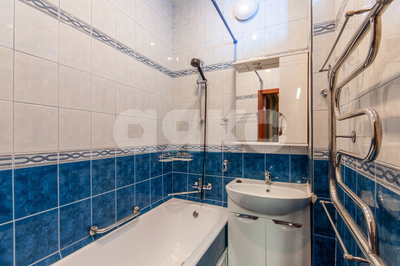 Фото №6: 3-комнатная квартира <span class="whitespace-nowrap">70 м²</span>, <span class="whitespace-nowrap">3/10 эт.</span> - Москва, ул. Красноармейская, 21