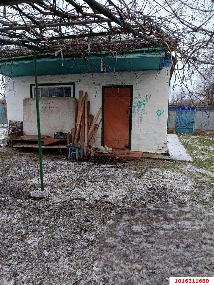 Фото №9: Дом <span class="whitespace-nowrap">53 м²</span> <span class="whitespace-nowrap">+ 53 сот.</span>, <span class="whitespace-nowrap">1 эт.</span> - Новопетровская, ул. Горького