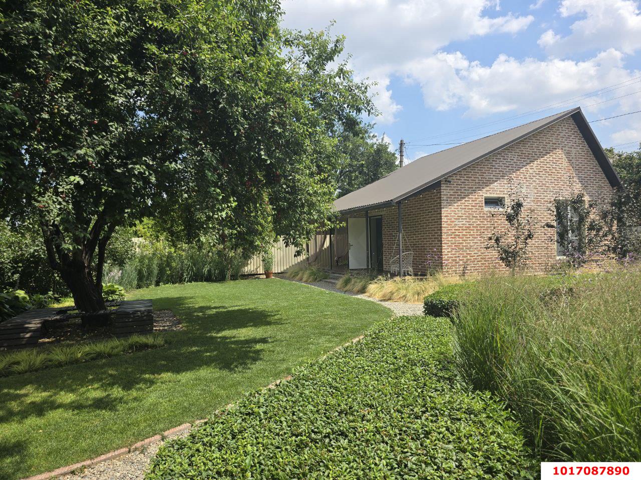 Фото №1: Дом 32 м² + 6.45 сот. - Краснодар, Прикубанский внутригородской округ, Сады Калинина, ст КНИИСХ, ул. Абрикосовая, 303