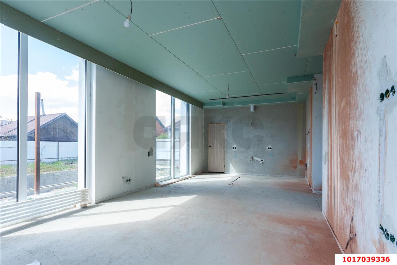 Фото №12: Дом 251 м² + 8 сот. - Краснодар, Прикубанский внутригородской округ, мкр. Плодородный-2, ул. Тарасовская