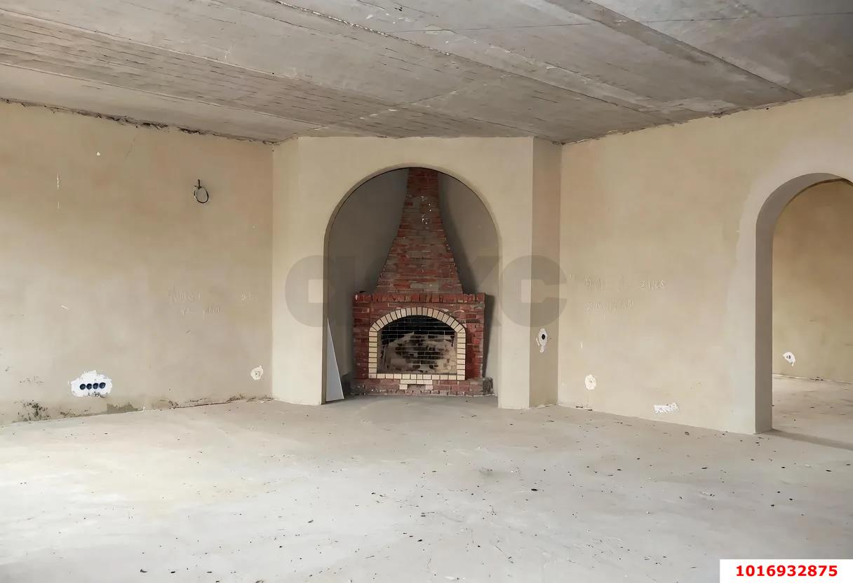 Фото №7: Дом 958 м² + 7.22 сот. - Краснодар, Центральный внутригородской округ, мкр. Дубинка, ул. имени Пугачёва, 53