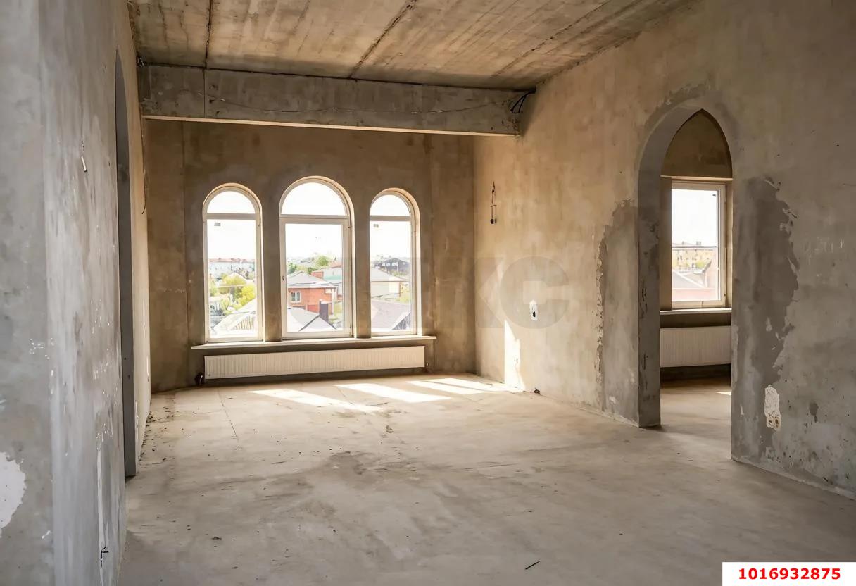 Фото №9: Дом 958 м² + 7.22 сот. - Краснодар, Центральный внутригородской округ, мкр. Дубинка, ул. имени Пугачёва, 53