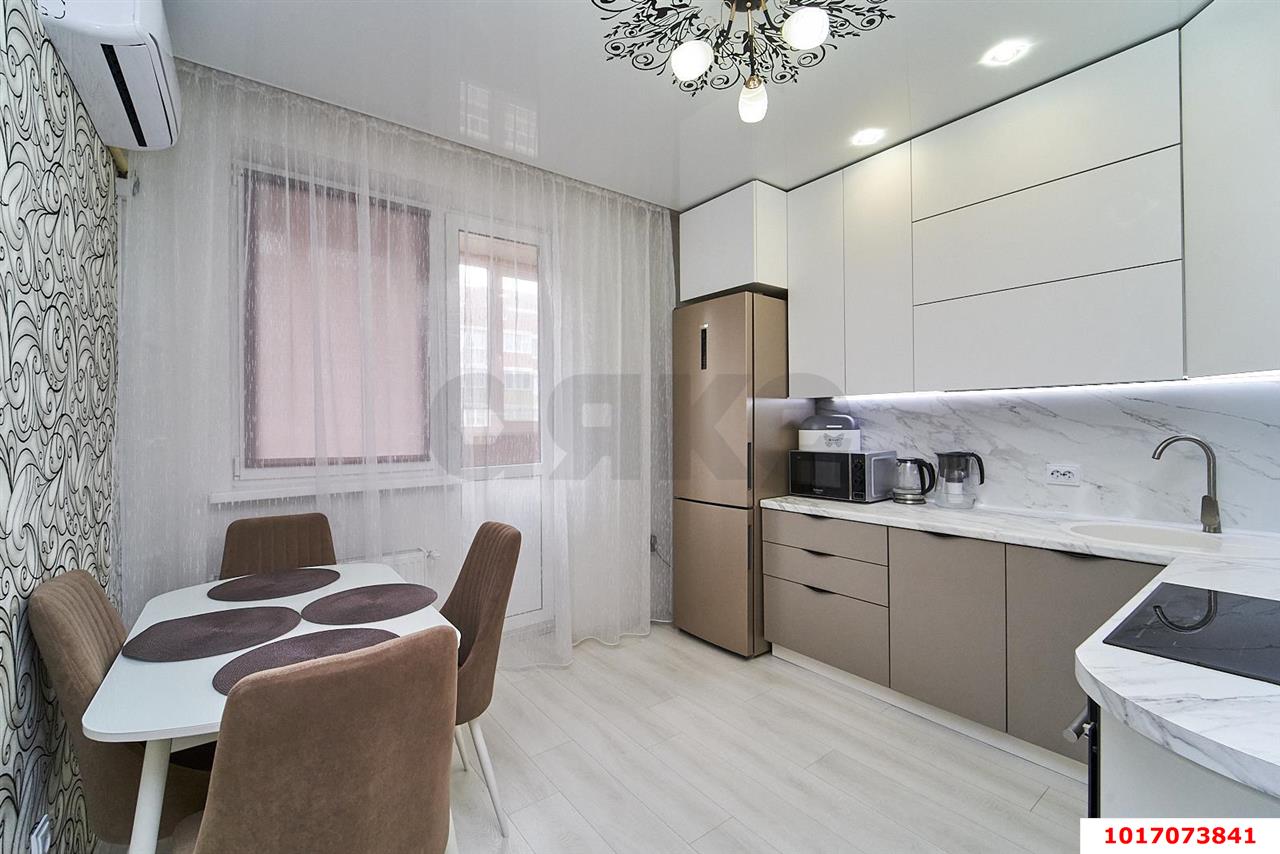 Фото №2: 2-комнатная квартира 52 м² - Краснодар, Прикубанский внутригородской округ, имени Петра Метальникова, мкр. ЖК Времена Года 3, ул. Цезаря Куникова, 24к3