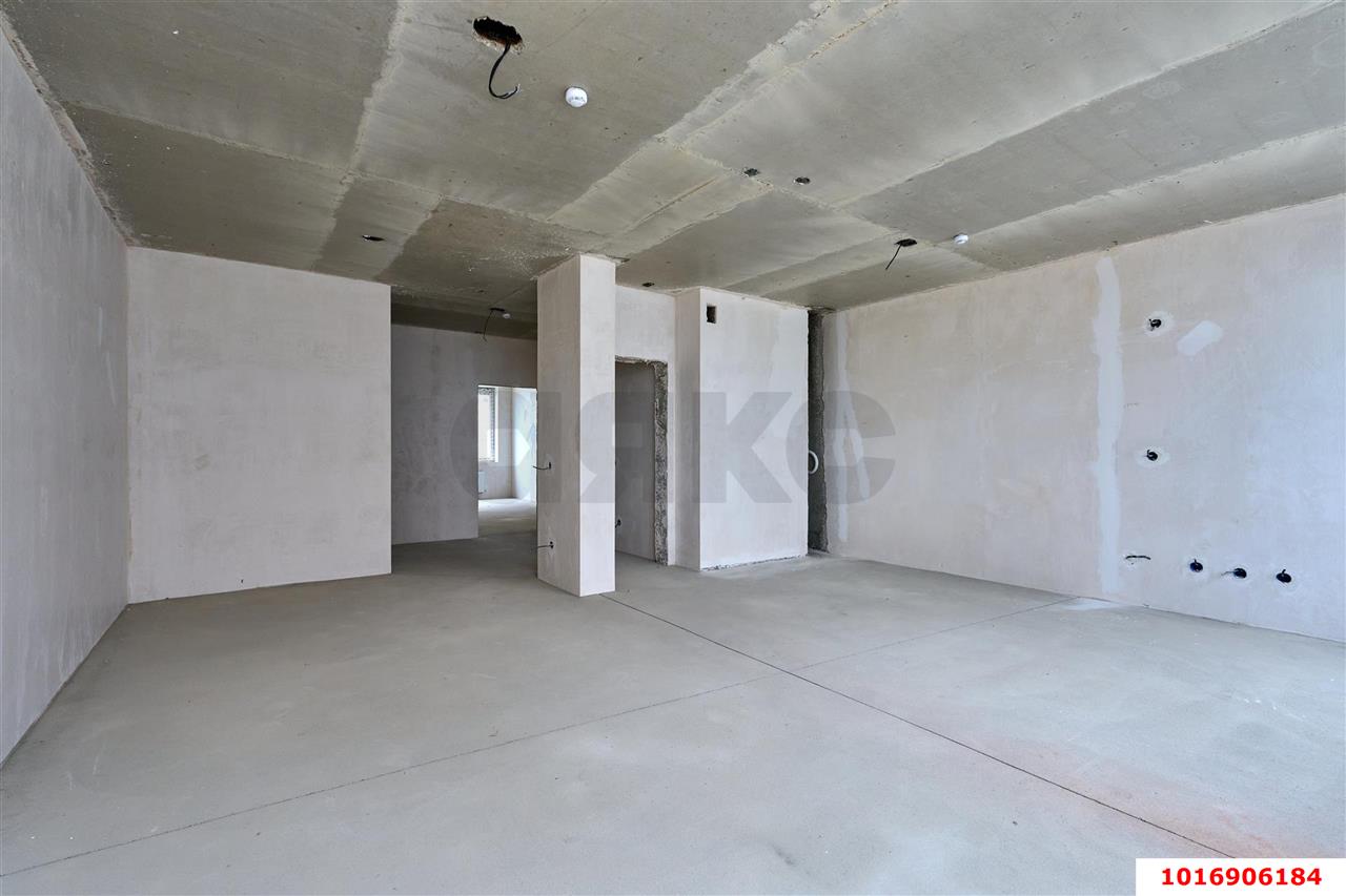 Фото №15: 2-комнатная квартира <span class="whitespace-nowrap">70 м²</span>, <span class="whitespace-nowrap">6/18 эт.</span> - Краснодар, Центральный внутригородской округ, мкр. Черёмушки, ул. Обрывная, 132/1к7