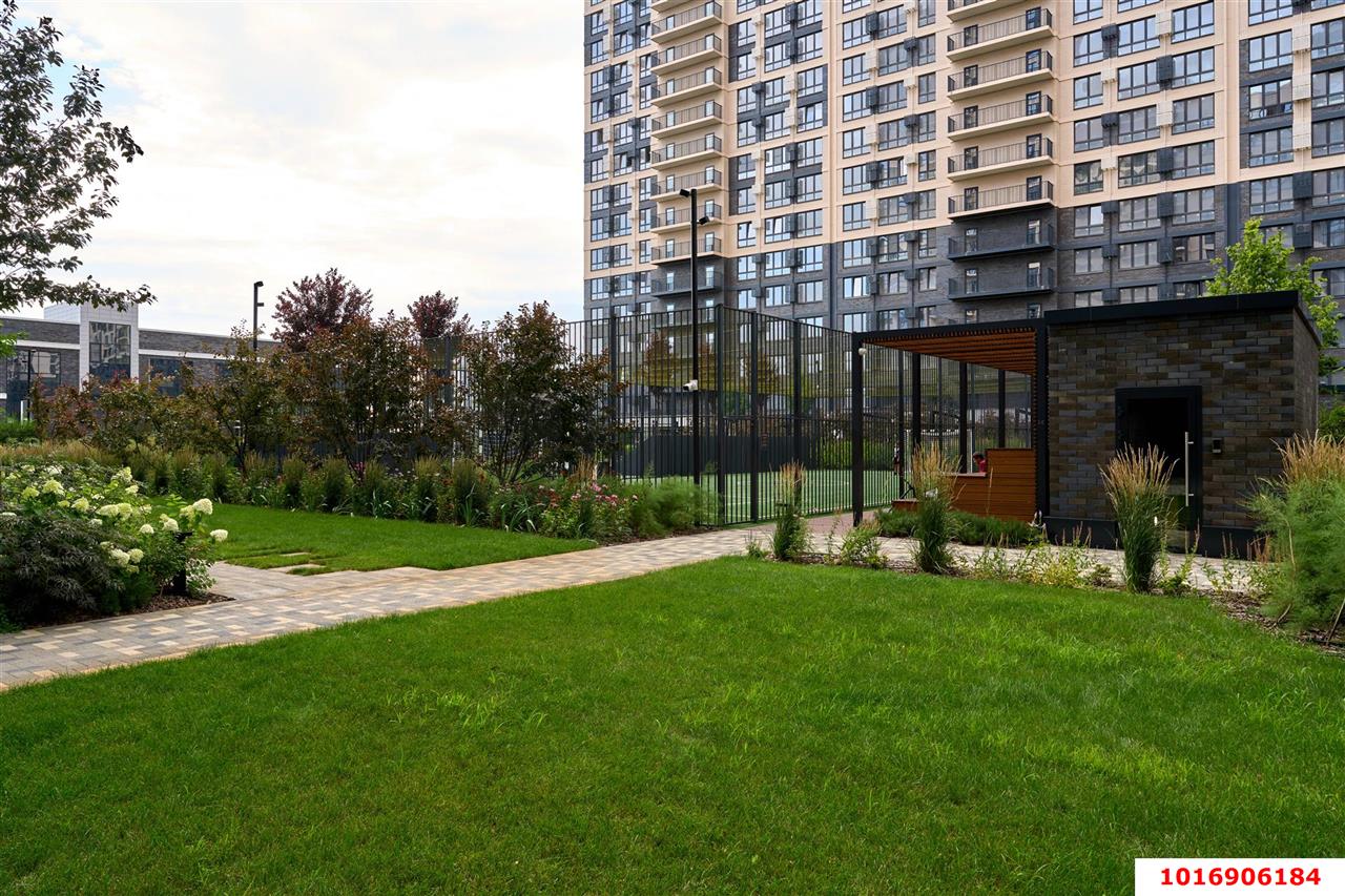 Фото №10: 2-комнатная квартира <span class="whitespace-nowrap">70 м²</span>, <span class="whitespace-nowrap">6/18 эт.</span> - Краснодар, Центральный внутригородской округ, мкр. Черёмушки, ул. Обрывная, 132/1к7