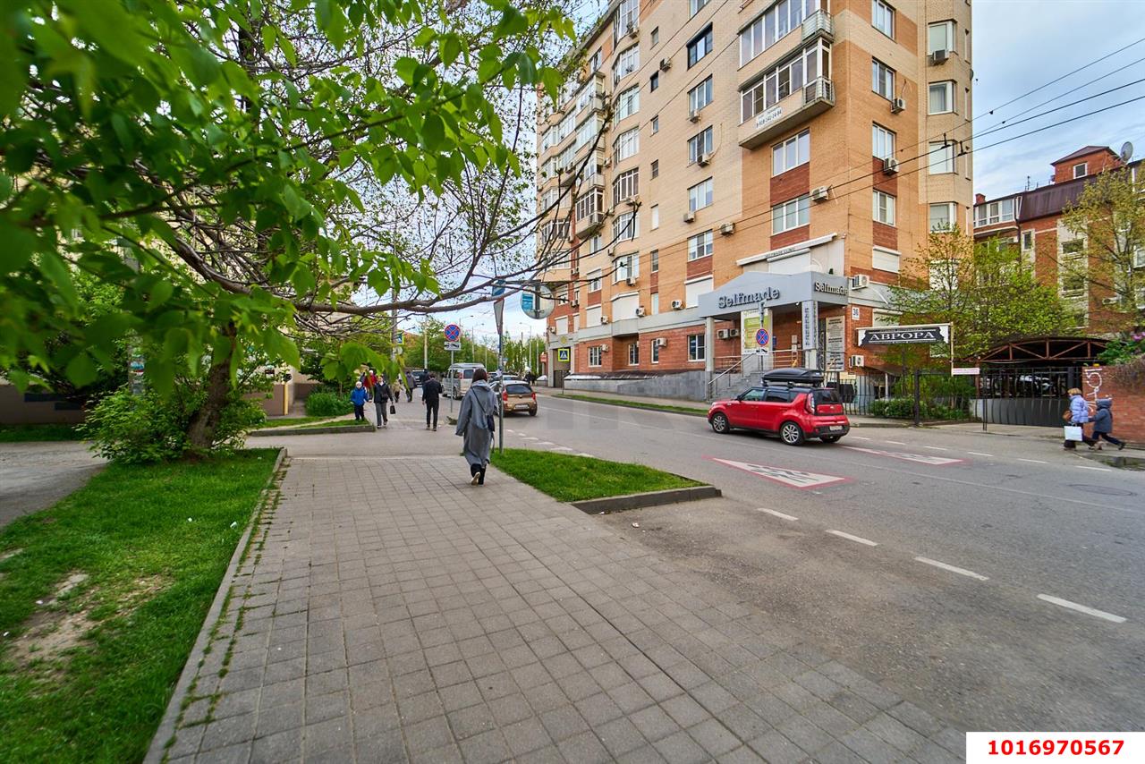 Фото №1: 3-комнатная квартира 136 м² - Краснодар, мкр. Западный внутригородской округ, ул. Офицерская, 36