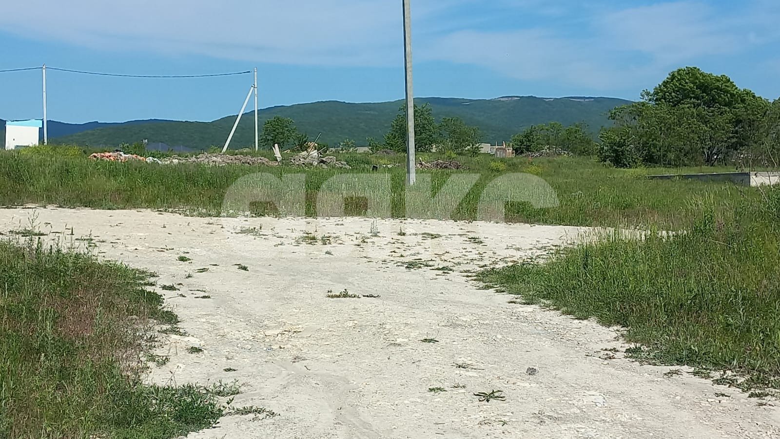 Фото №3: Земельный участок под ИЖС 5.5 сот. - Семигорский, ул. имени Владимира Сморжевского