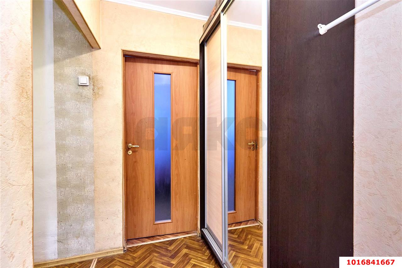 Фото №9: 2-комнатная квартира 46 м² - Краснодар, Прикубанский внутригородской округ, мкр. Славянский, ул. имени Толстого, 38