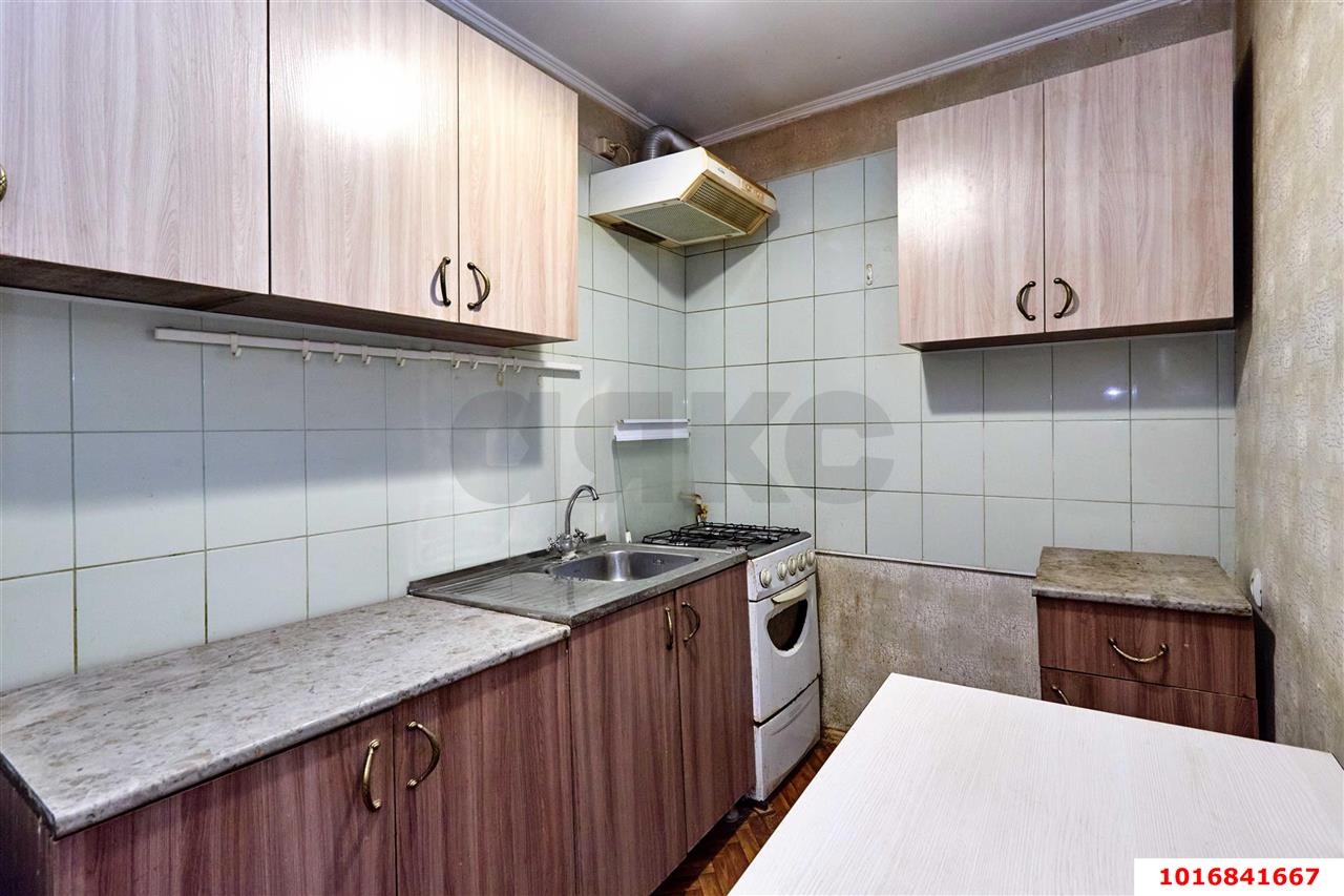 Фото №6: 2-комнатная квартира 46 м² - Краснодар, Прикубанский внутригородской округ, мкр. Славянский, ул. имени Толстого, 38