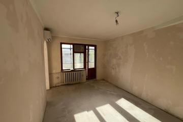 Фото №1: 2-комнатная квартира 44 м² - Берёзовый, мкр. Витаминкомбинат, ул. Целиноградская, 6