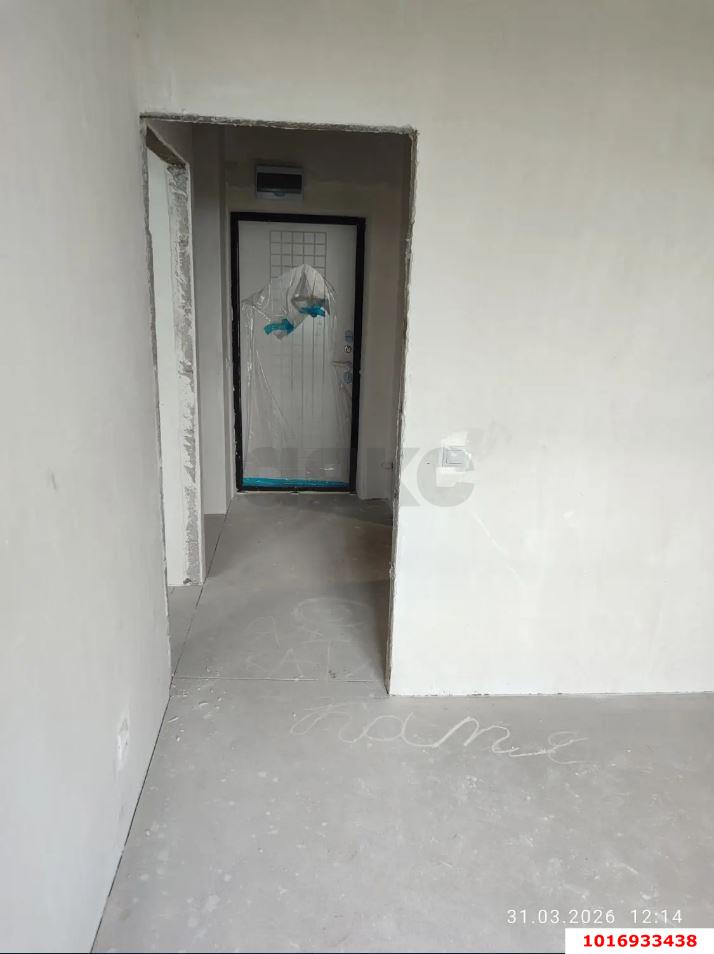 Фото №2: 1-комнатная квартира 30 м² - Краснодар, Прикубанский внутригородской округ, мкр. ЖК Тёплые Края, ул. имени Виктора Анфиногенова, 12