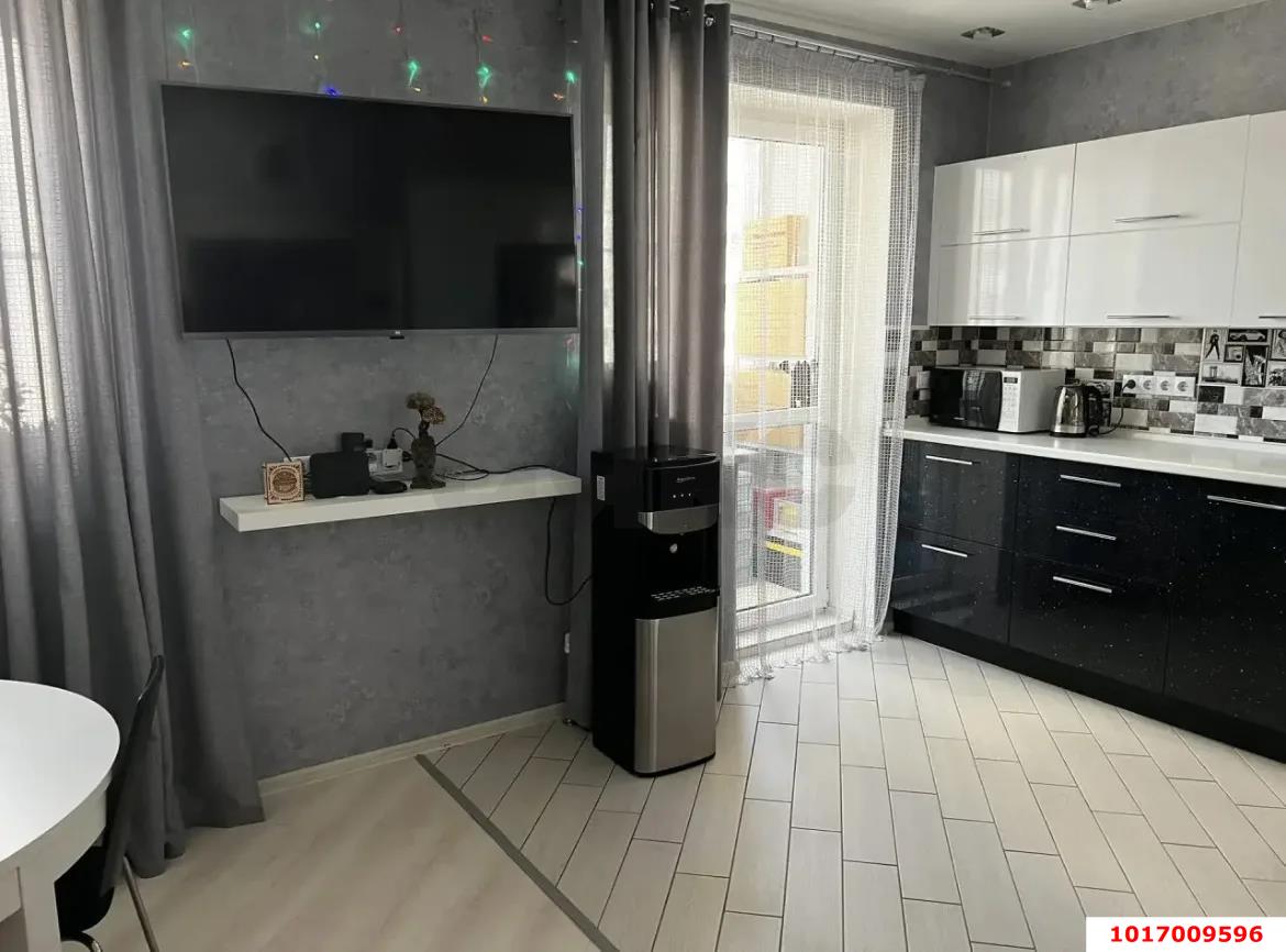 Фото №2: 3-комнатная квартира 90 м² - Краснодар, Прикубанский внутригородской округ, имени Петра Метальникова, мкр. ЖК Любимый Дом, ул. Московская, 133к4