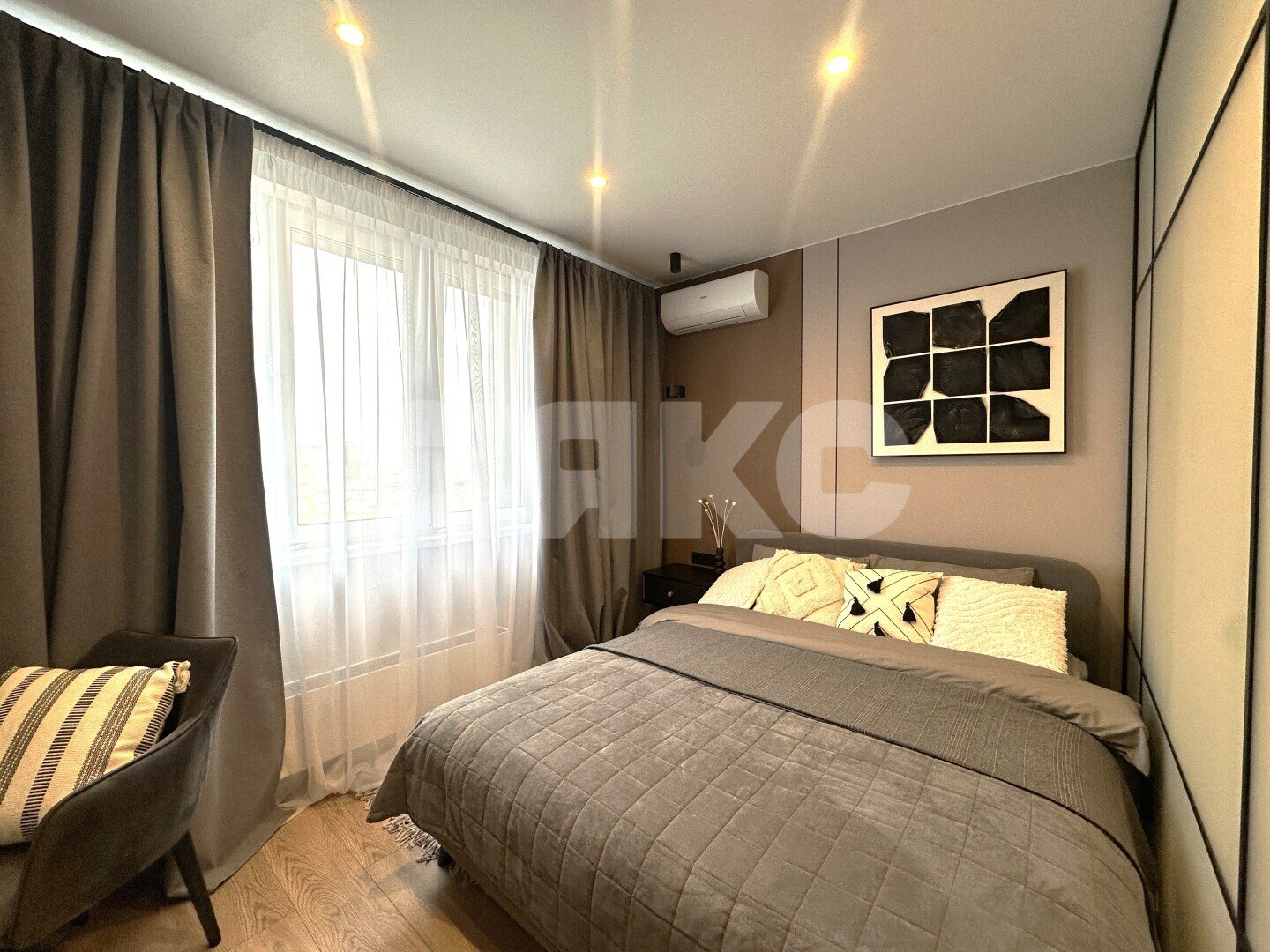 Фото №2: 1-комнатная квартира <span class="whitespace-nowrap">43 м²</span>, <span class="whitespace-nowrap">19/22 эт.</span> - Москва, Котловка, мкр. 67-й квартал, ул. Нагорная, 5А
