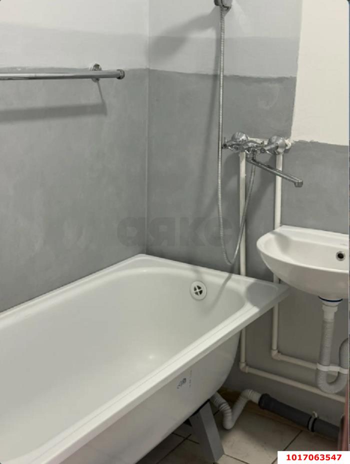 Фото №4: 1-комнатная квартира 43 м² - Краснодар, Прикубанский внутригородской округ, мкр. Восточно-Кругликовский, ул. Героя А.А. Аверкиева, 38