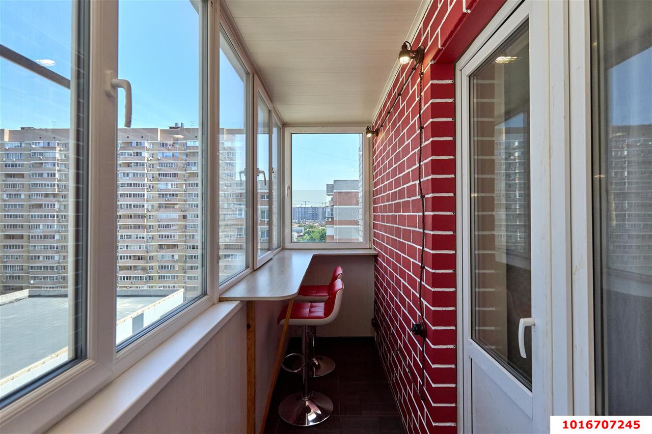 Фото №6: 2-комнатная квартира <span class="whitespace-nowrap">55 м²</span>, <span class="whitespace-nowrap">10/11 эт.</span> - Краснодар, Прикубанский внутригородской округ, Музыкальный, мкр. ЖК Инсити, ул. Российская, 267/3к2