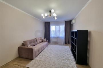 Фото №1: 2-комнатная квартира 64 м² - Краснодар, ж/м Пашковский, ул. Лавочкина, 21