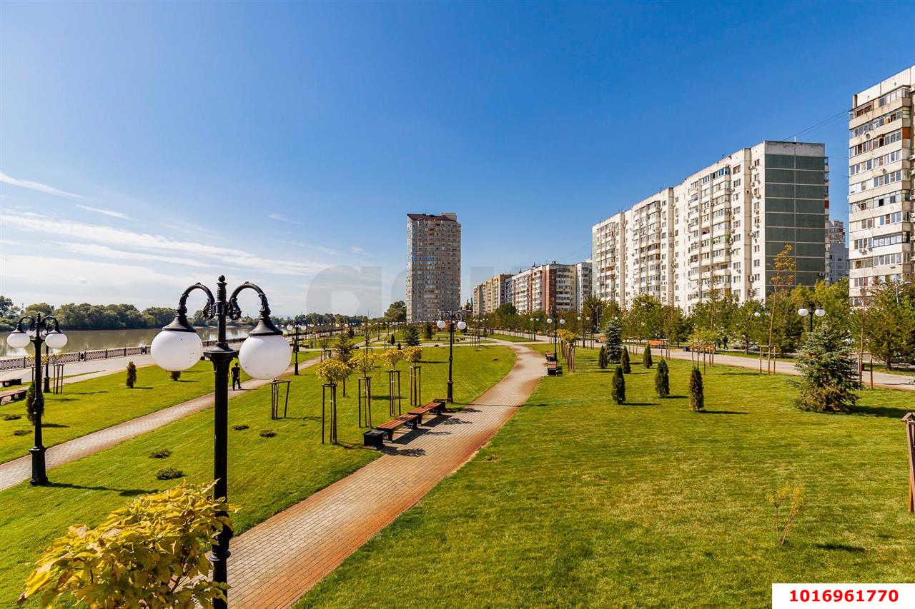 Фото №19: 2-комнатная квартира 73 м² - Краснодар, Западный внутригородской округ, мкр. Юбилейный, пр-кт Чекистов, 24/1