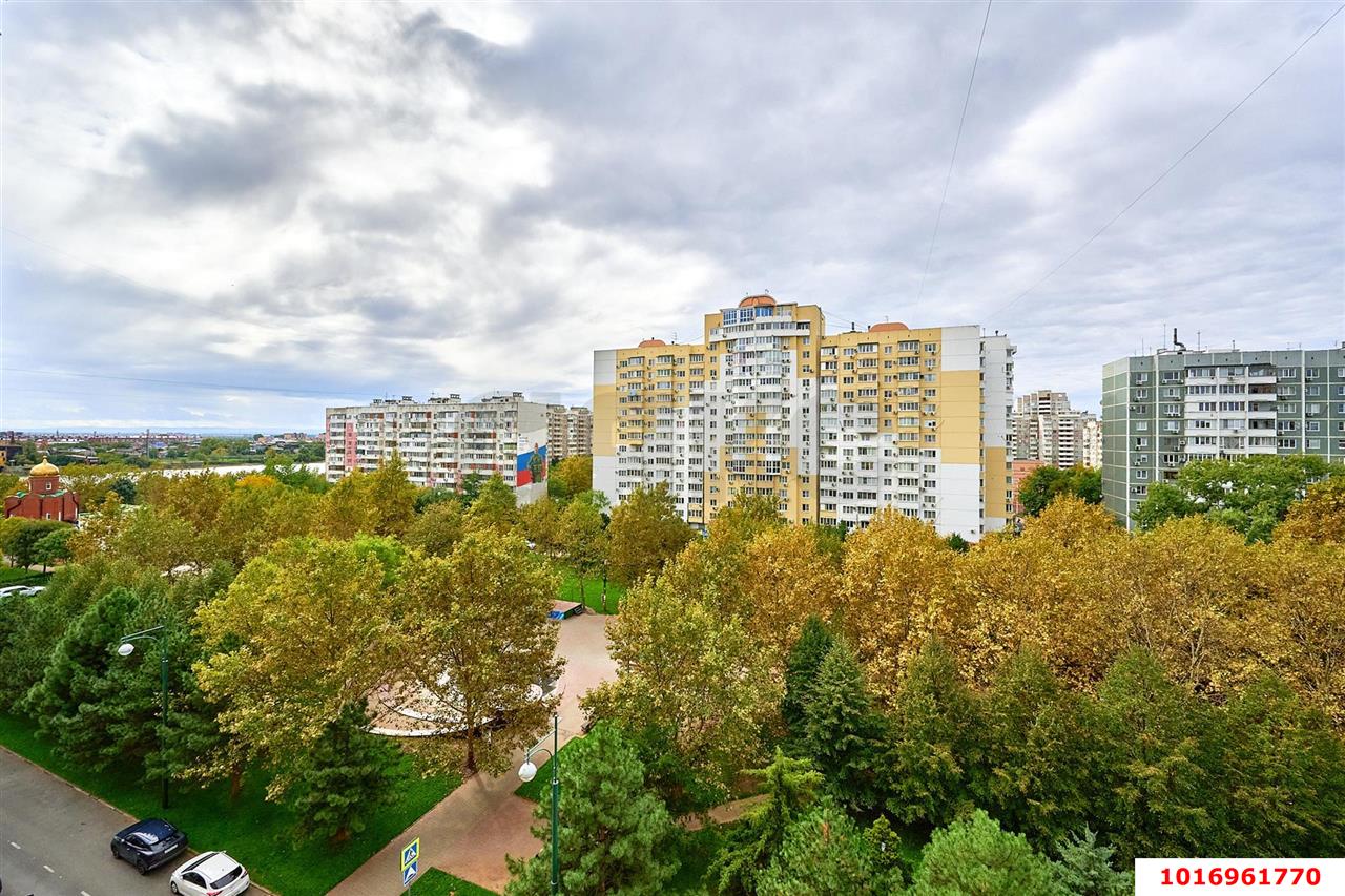 Фото №13: 2-комнатная квартира 73 м² - Краснодар, Западный внутригородской округ, мкр. Юбилейный, пр-кт Чекистов, 24/1