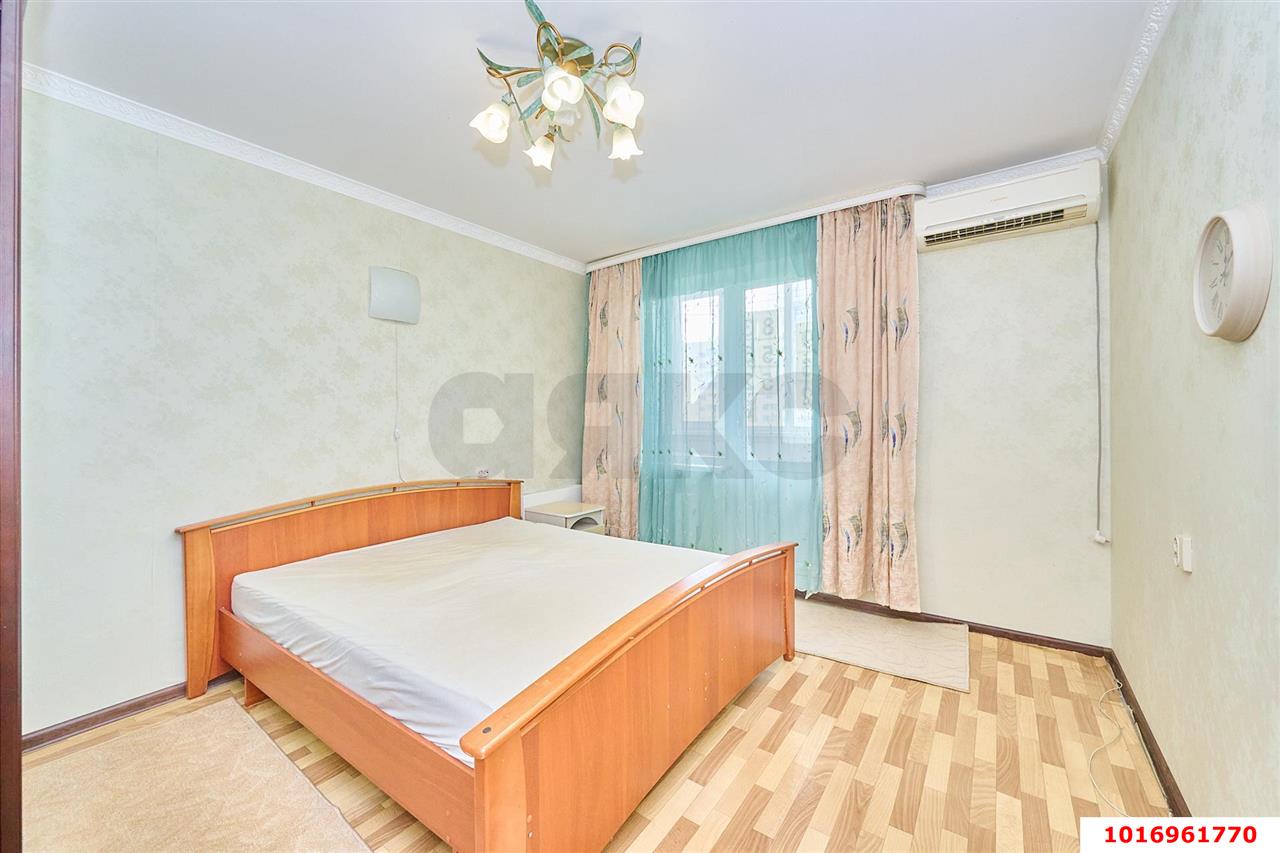 Фото №5: 2-комнатная квартира 73 м² - Краснодар, Западный внутригородской округ, мкр. Юбилейный, пр-кт Чекистов, 24/1