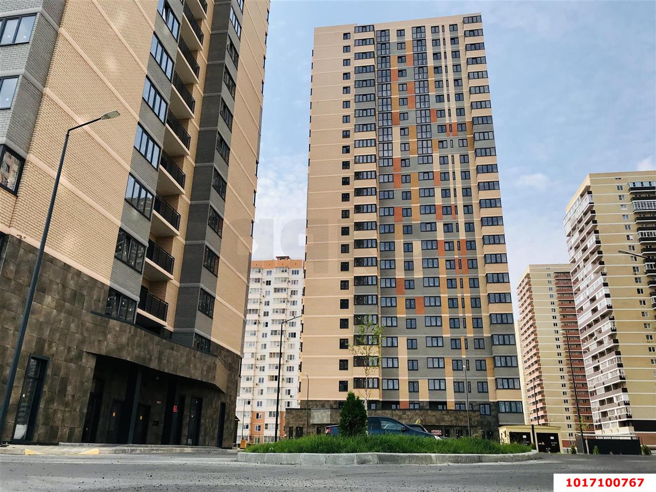 Фото №1: 2-комнатная квартира 66 м² - Краснодар, Карасунский внутригородской округ, Гидростроителей, мкр. жилой комплекс Квартет, ул. имени Снесарева, 10