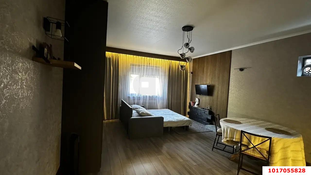 Фото №2: 1-комнатная квартира 40 м² - Краснодар, Центральный внутригородской округ, мкр. Дубинка, ул. Фурманова, 76